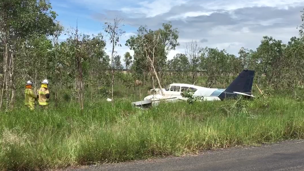 Pilot taken to hospital after light plane crash near Mareeba, north