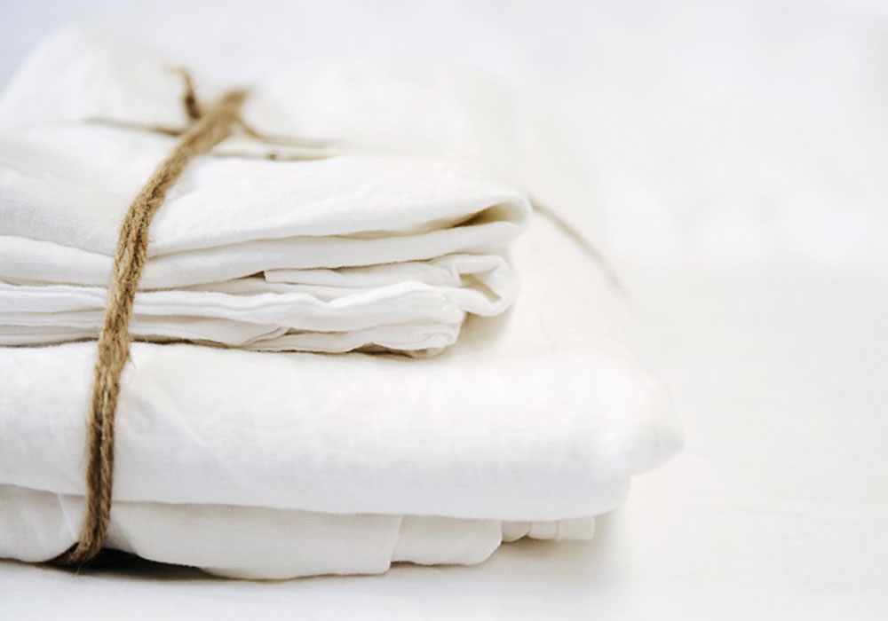 How to keep white sheets looking whiterthanwhite 9Homes