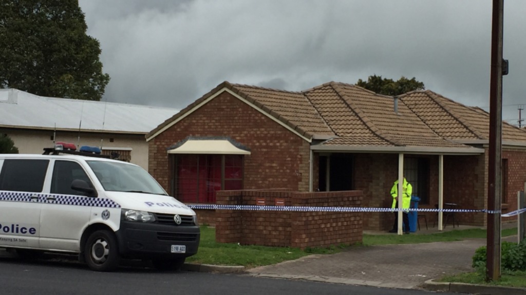 Mystery surrounds death of two women at unit block in Mount Gambier - 9news.com.au