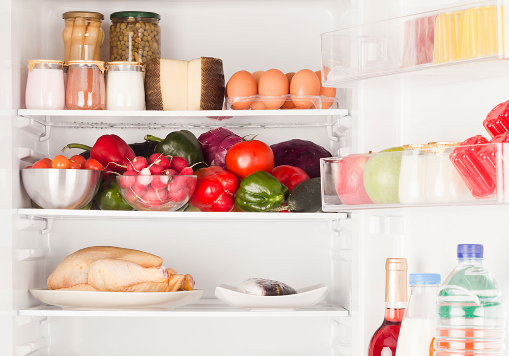 Five ways to freshen a stinky fridge 9Homes