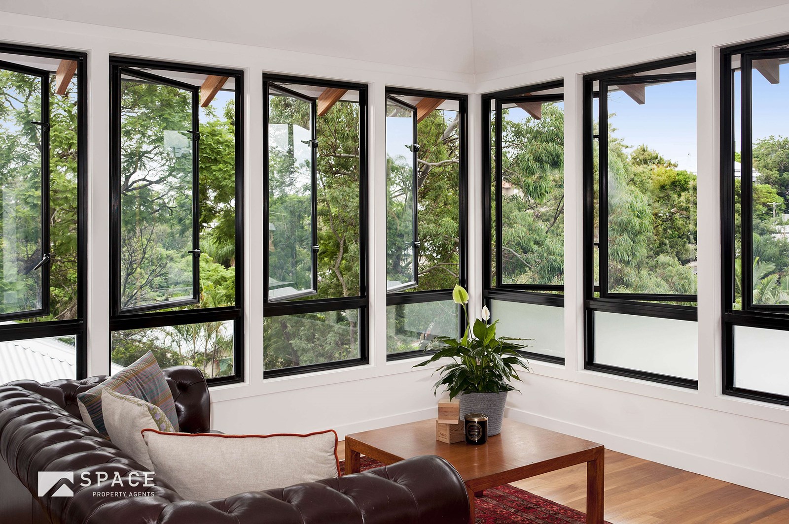 Modern take on Queenslander hits the market - 9homes Modern take on Queenslander hits the market - 9homes