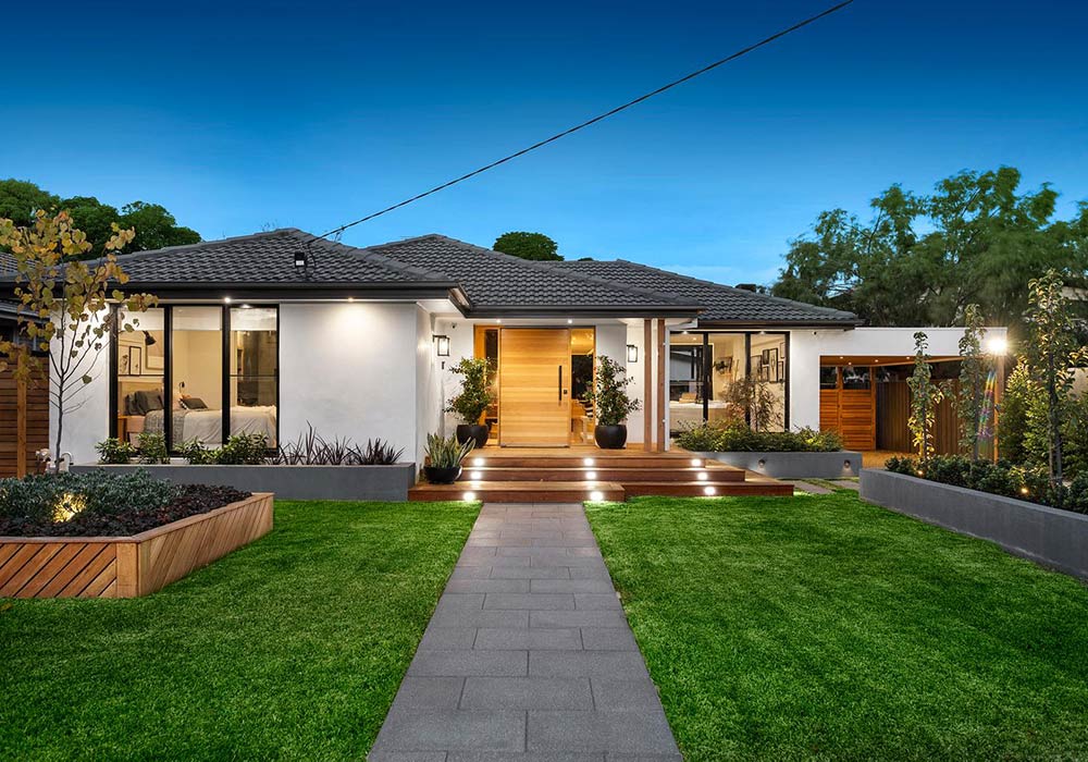 Bunningsdesigned home sells for 1.4m at auction 9Homes