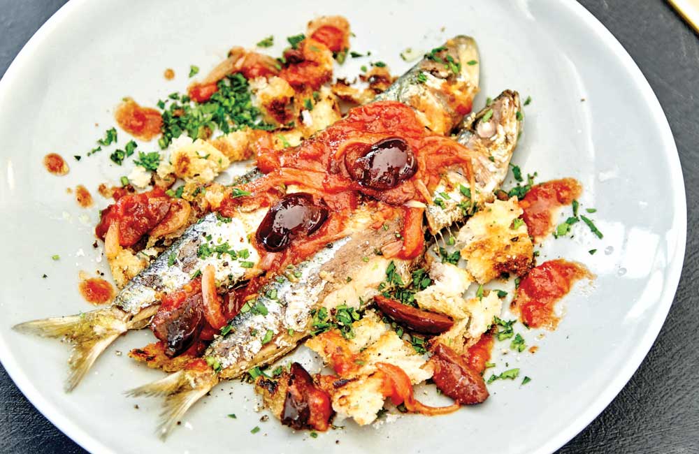 Pan fried sardine salad with tomatoes, olives and rocket 9Kitchen