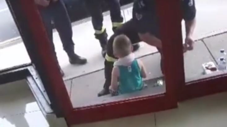 Mum charged after toddler left in vehicle during 30 degree Sydney heat Mum charged after toddler left in vehicle during 30 degree Sydney heat