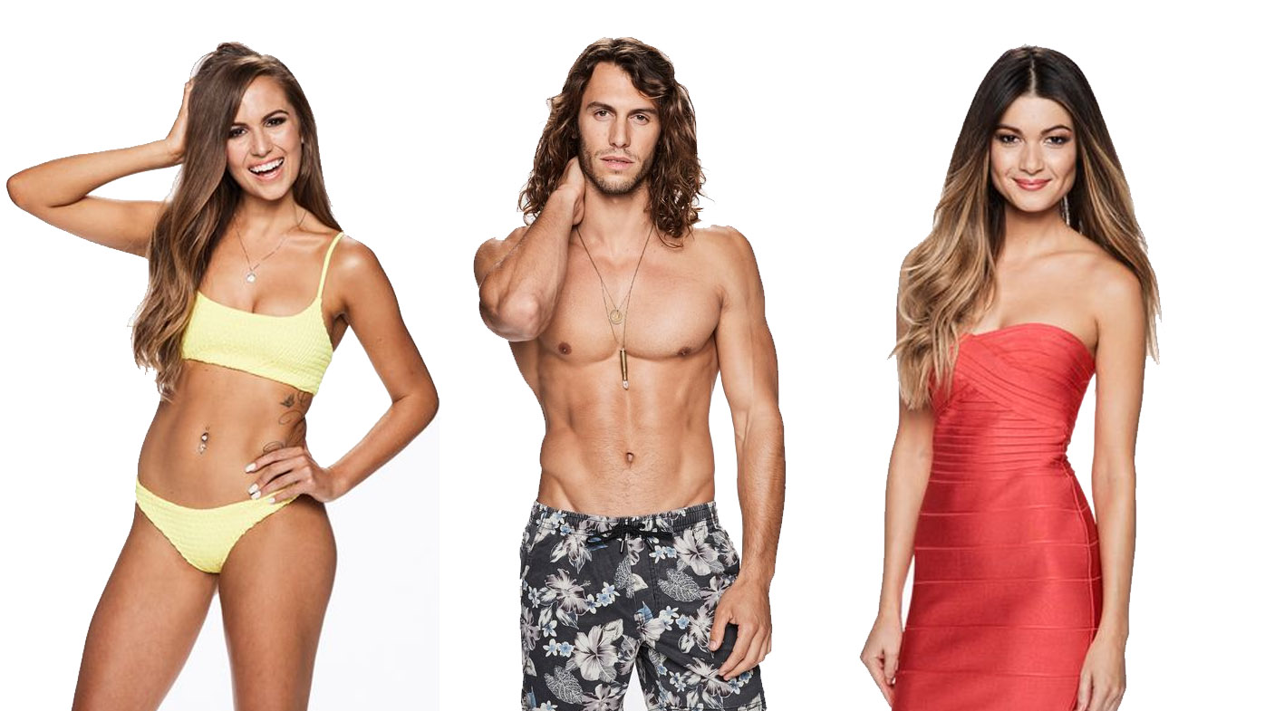 Love Island Australia Love Triangle Leads To A Raunchy Night In The Hideaway 9thefix 