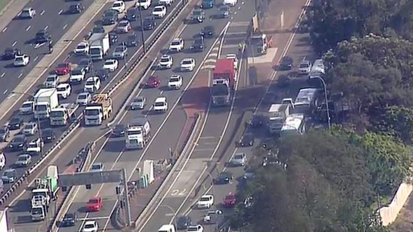 Over-height truck closes Sydney Harbour Tunnel