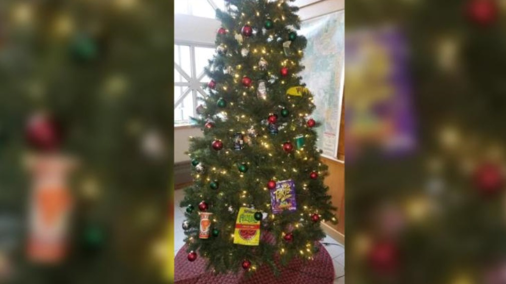 What is 'racist' about this Christmas tree?