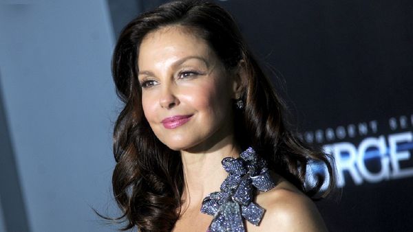 Judge Dismisses Ashley Judd S Sex Harassment Claim Against Harvey
