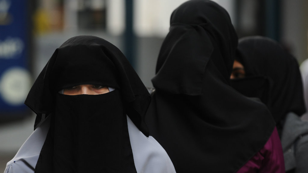 Burqa Ban Would Have Negative Security Implications Secret Asio Report 2480