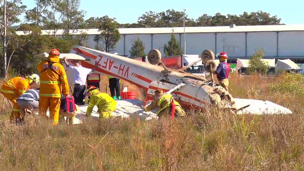 Two freed from light plane crash in NSW 9News