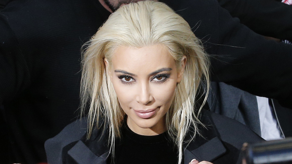 Kim Kardashian's Blonde Hair: A Look Back at Her Iconic Platinum Moments - wide 5
