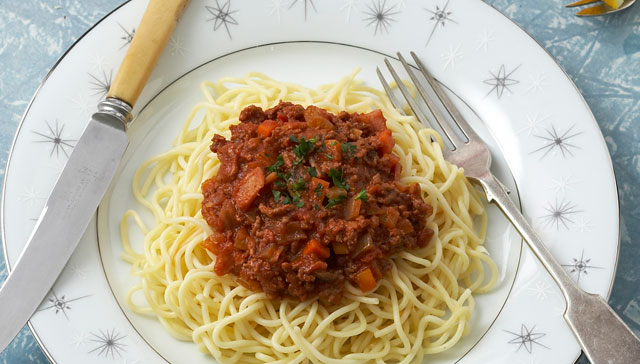 Bolognese Spaghetti With Cheese