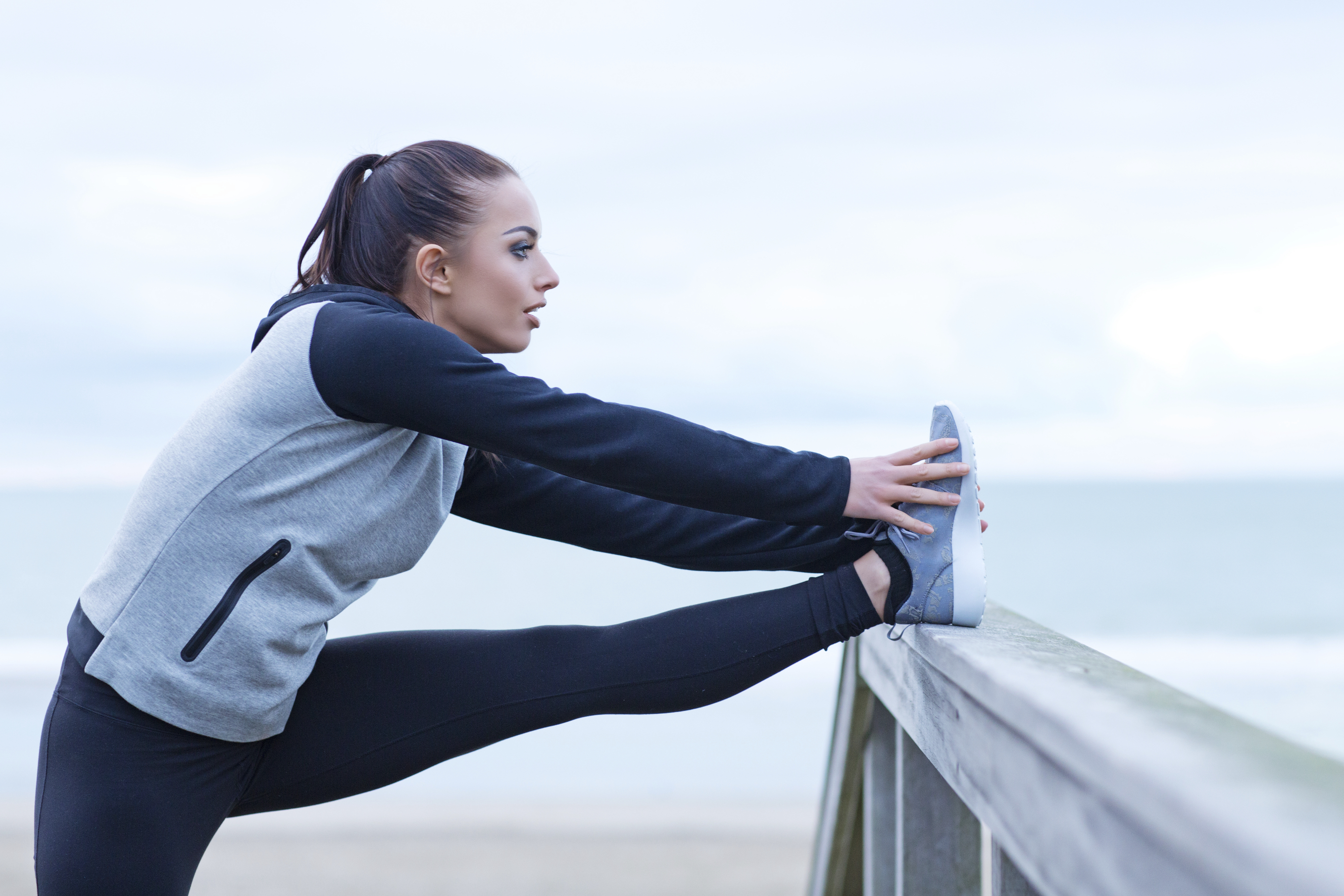 How to avoid runner's knee Five warmup stretches to do before each run