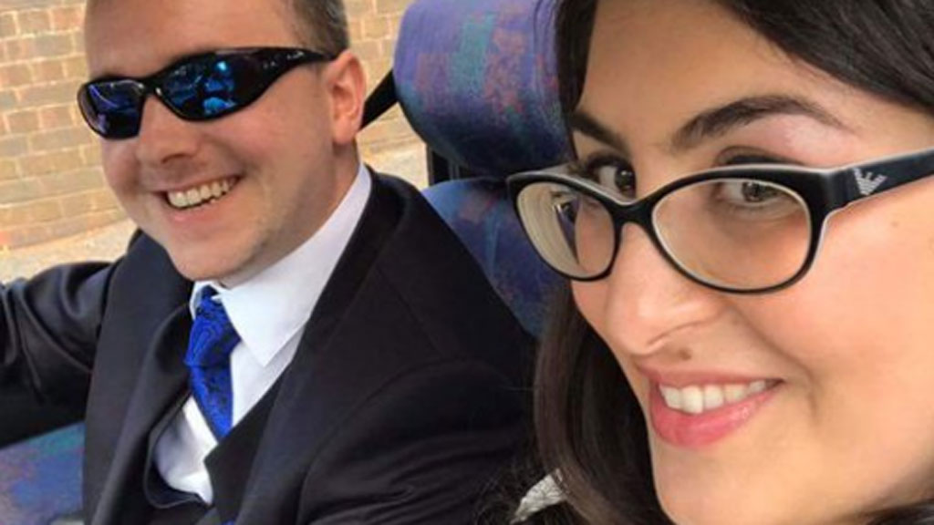 Woman marries stranger who replied to wedding date plea
