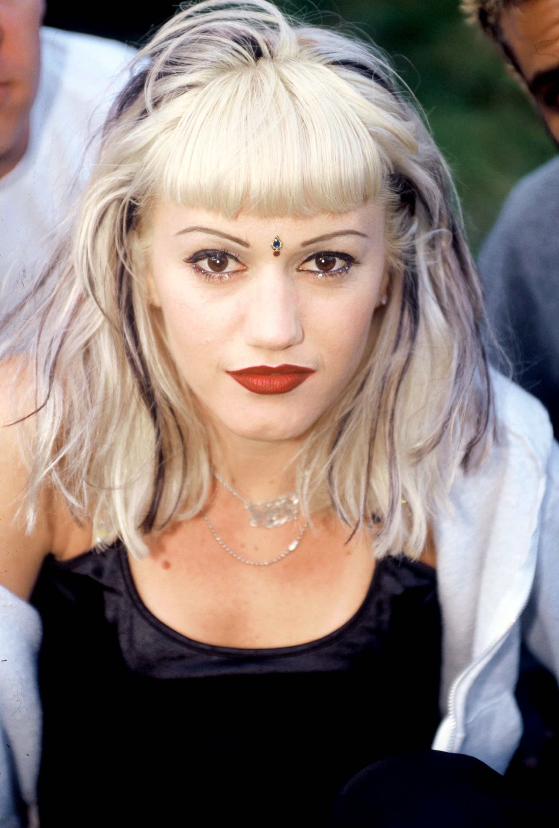 Gwen Stefani’s love affair with red lipstick 9Style