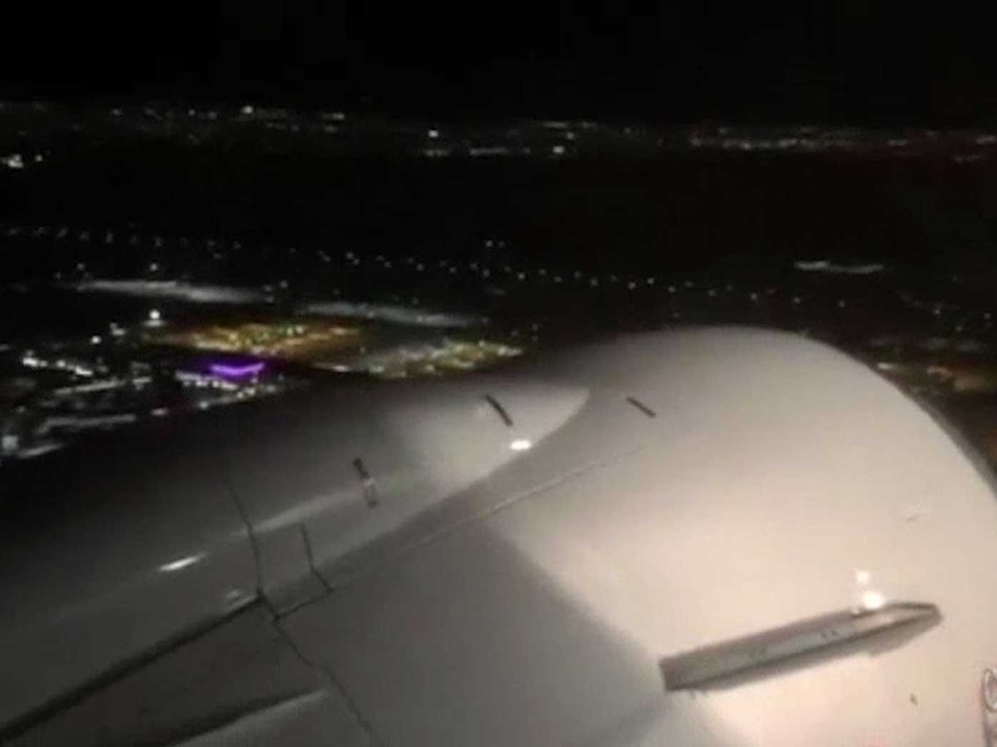 Two Qantas jets in 'near-miss' at Melbourne airport