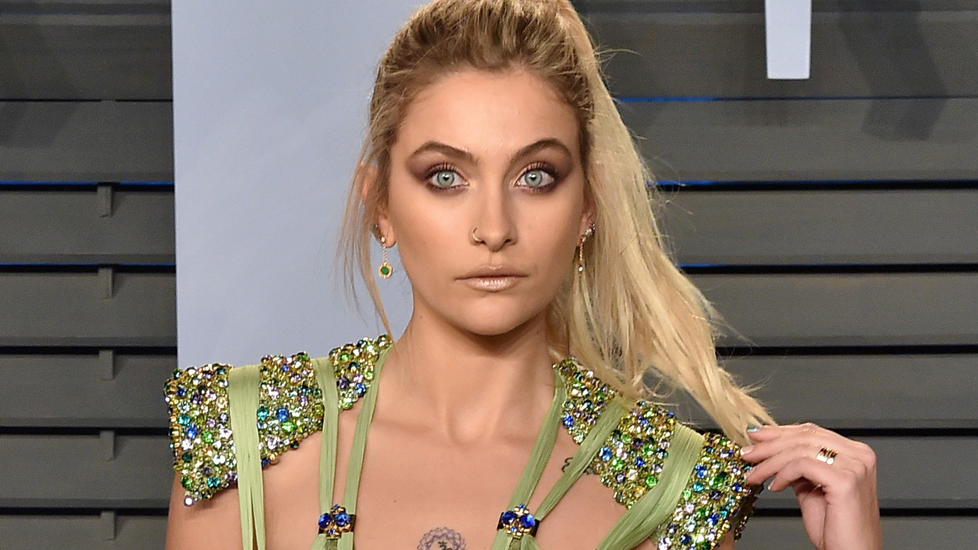 Tracy Pollan advise Hailey Clauson forecasting