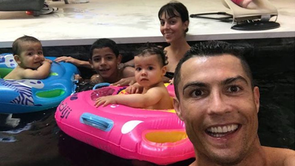 Cristiano Ronaldo children: the details the public won't know - 9Honey