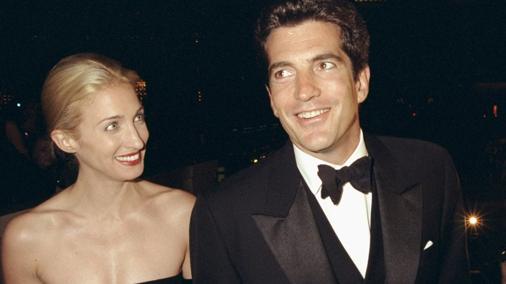 Why Carolyn Bessette Kennedy Remains The Ultimate Style Icon Style