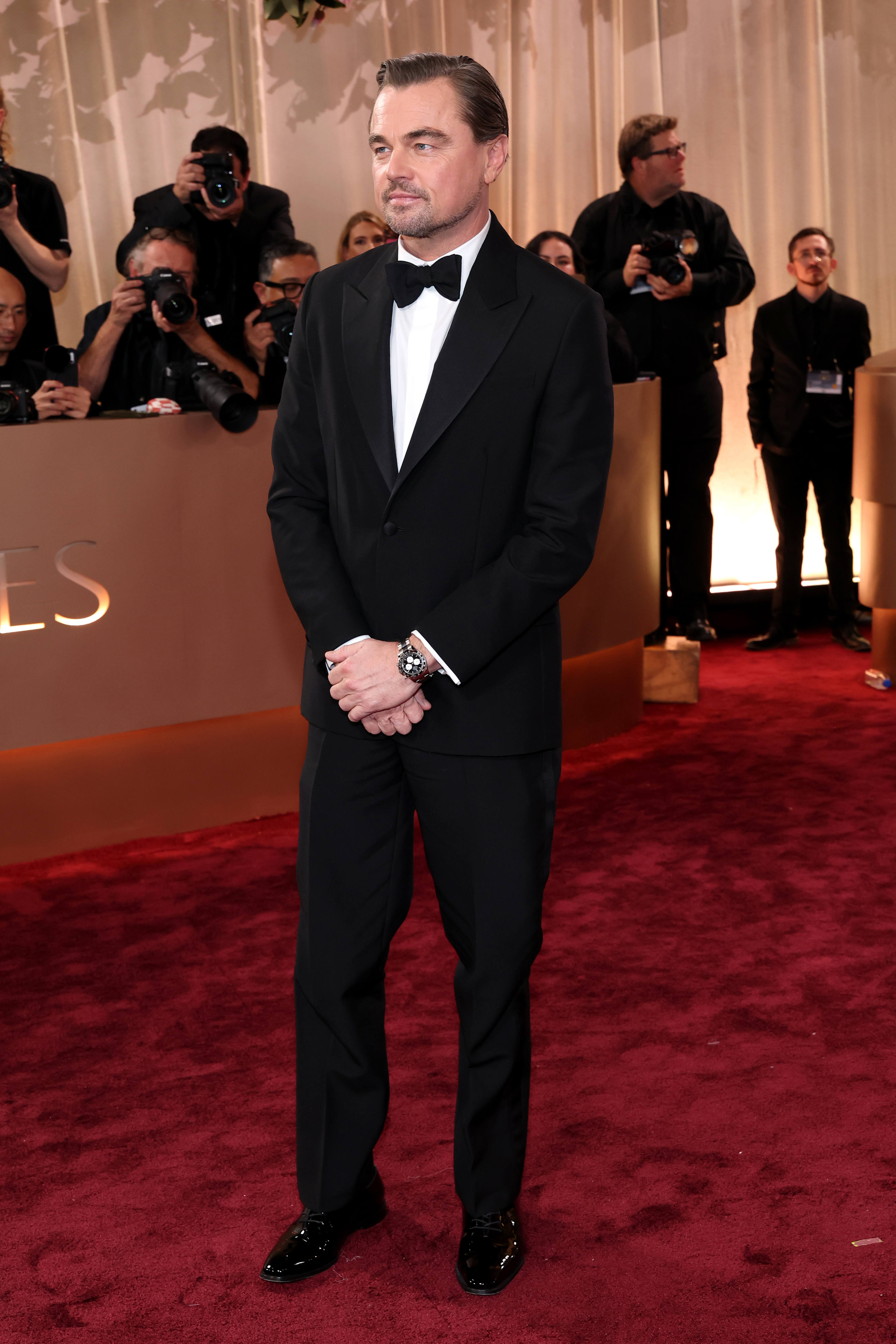 Behind-the-scenes Golden Globes video reveals a side of Leonardo DiCaprio we never get to see