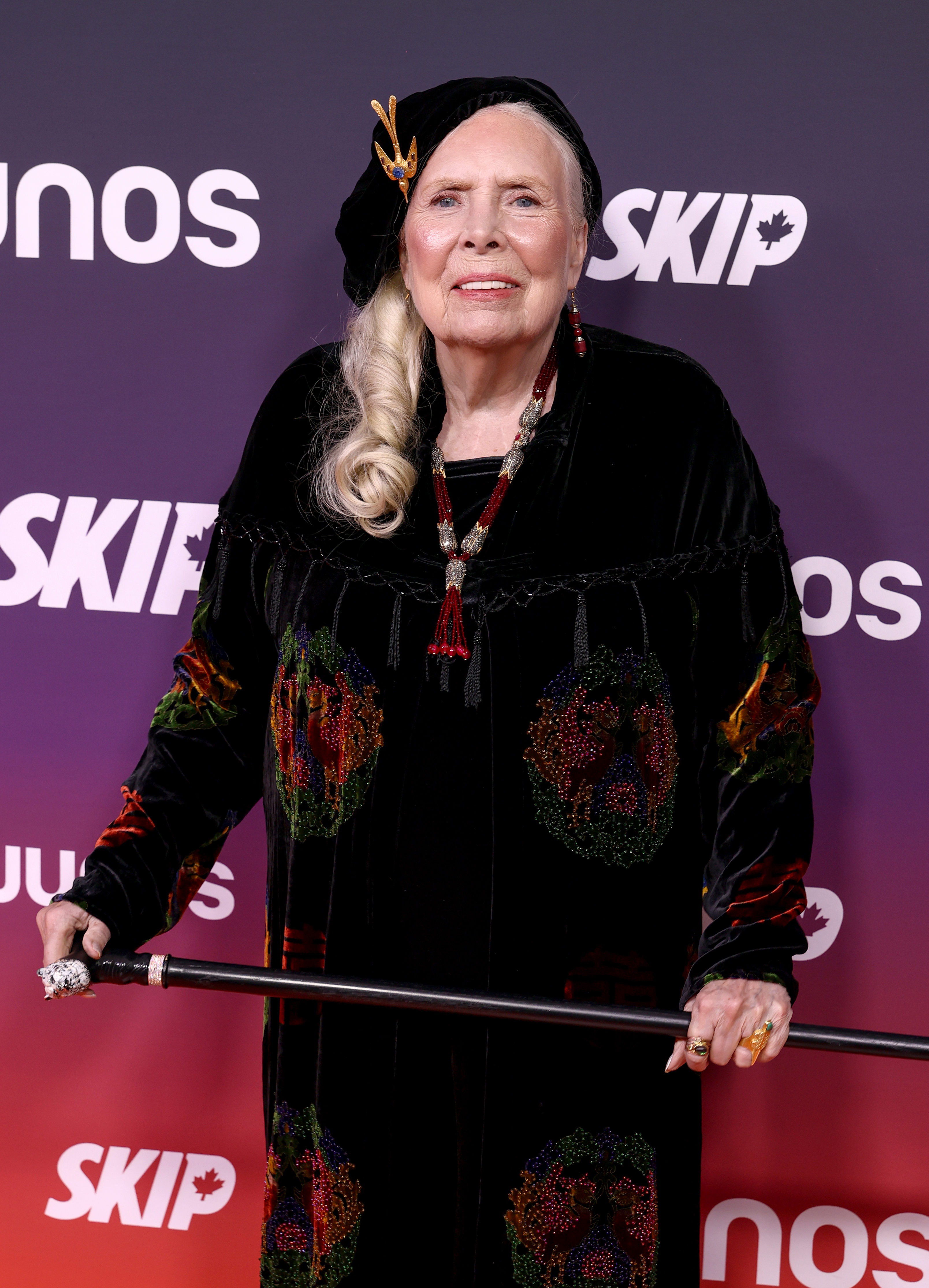 'It changed my life for the better': Joni Mitchell opens up about health struggles at major awards ceremony