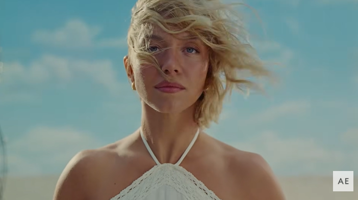 Sydney Sweeney returns in new American Eagle advert months after 'jeans' controversy