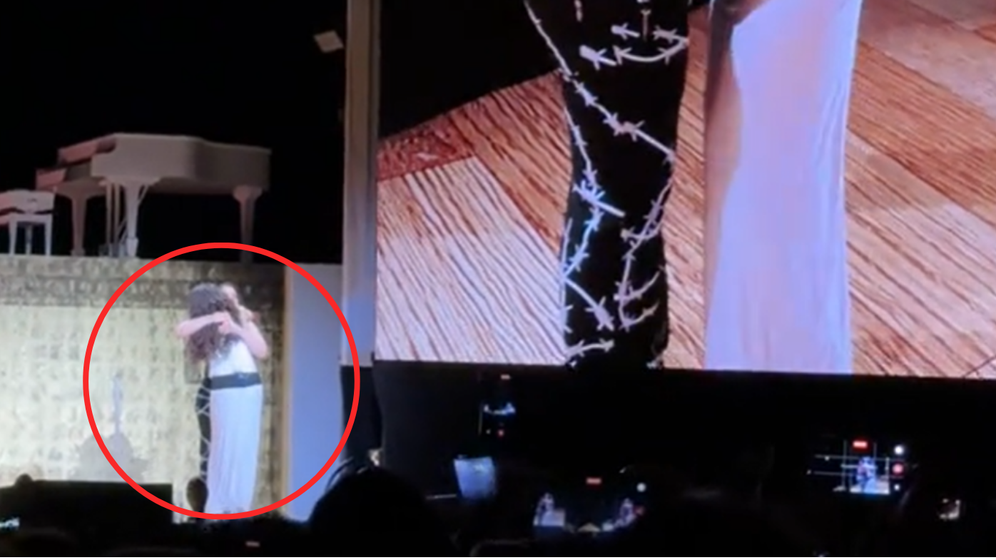 Pop star Lola Young blasts ex-boyfriend on stage after heart-stopping cheating revelation