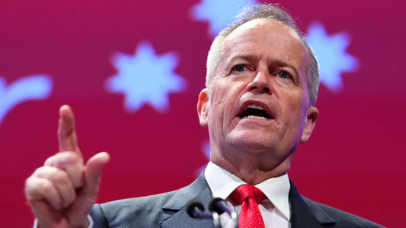 Bill Shorten Kitchen Photo Goes Viral 9Pickle