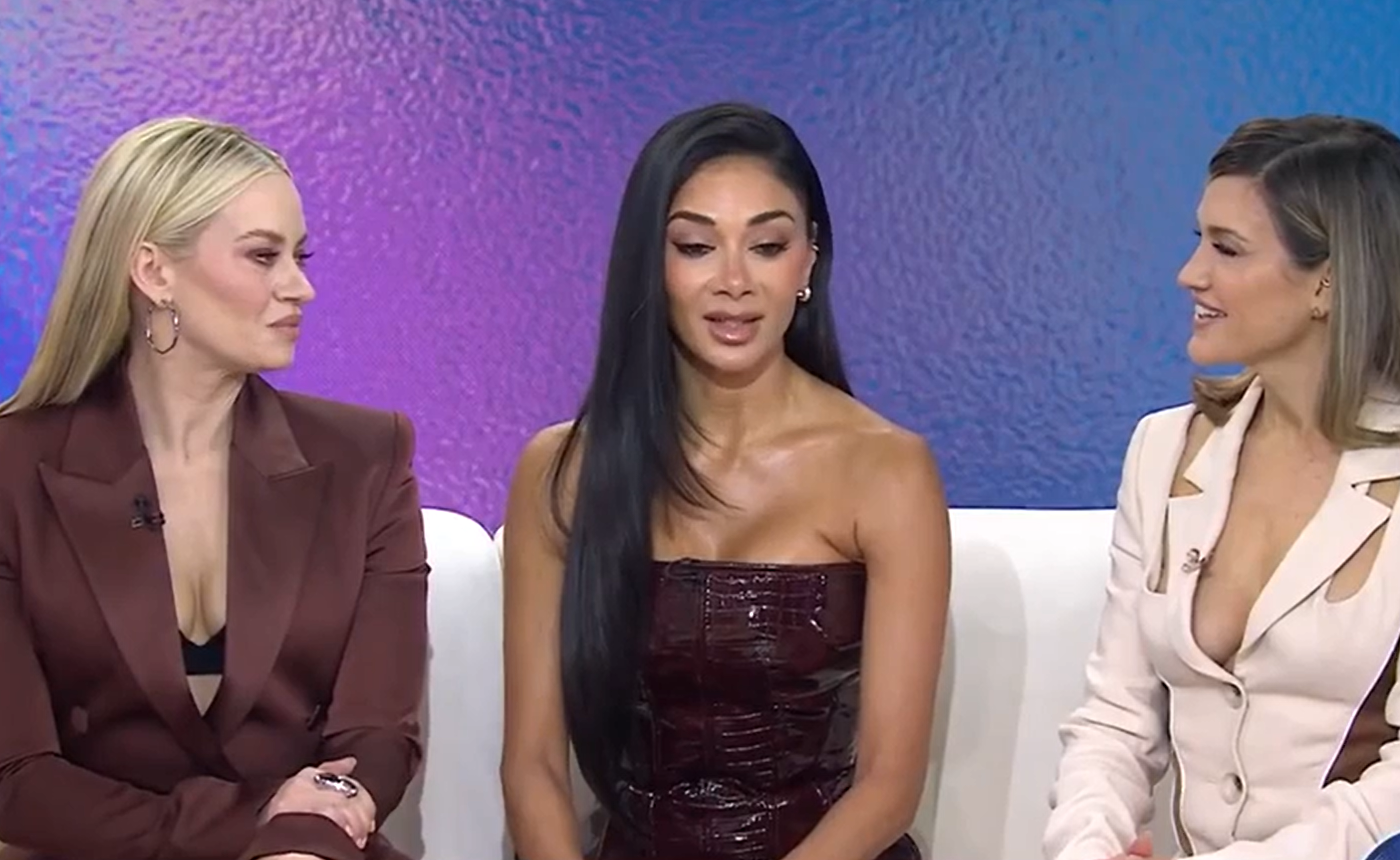 Awkward moment Nicole Scherzinger freezes on live TV after 'blatant' Pussycat Dolls snub