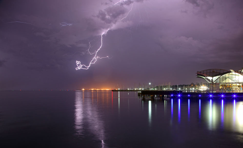 Peter Redmond took this stunning photo of Geelong's waterfront carousel at 1.45am this morning.