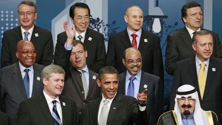 President Barack Obama (front centre) and Wayne Swan (back left) at the 2010 G20 summit. (AAP)