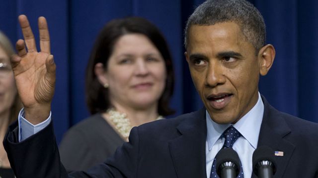President Barack Obama speaks about the fiscal cliff at the White House. (AAP)
