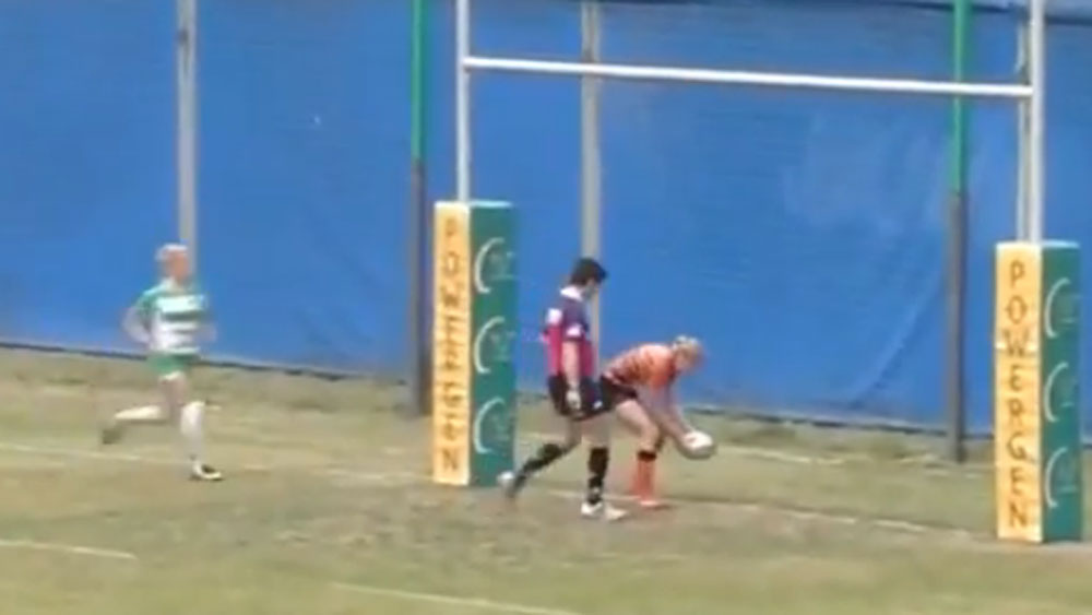 Rugby player red-faced after try blunder
