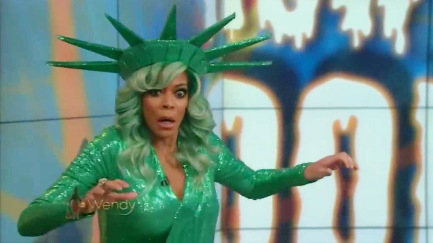 Daytime host Wendy Williams passes out on live TV: Details - 9TheFix