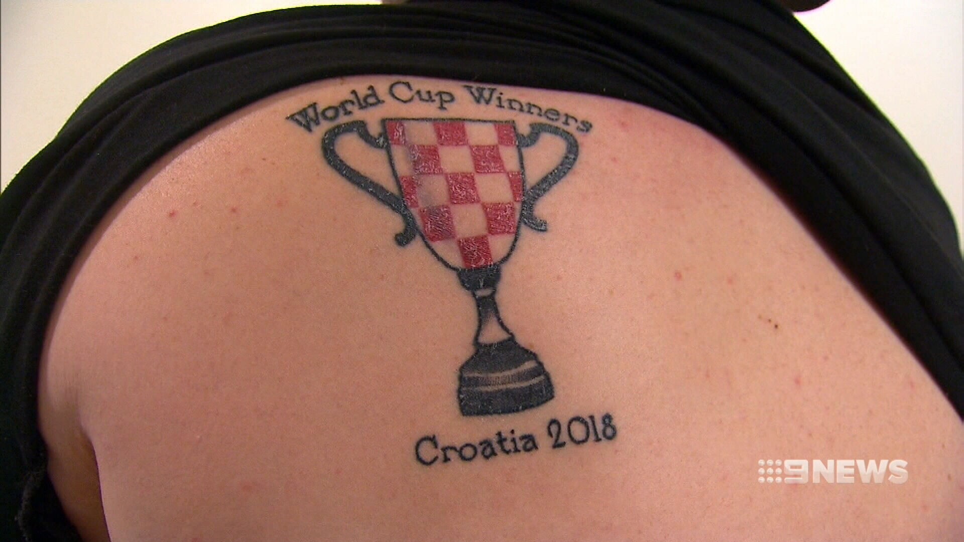 Fans line up for Messi tattoos after World Cup win  Inquirer Sports