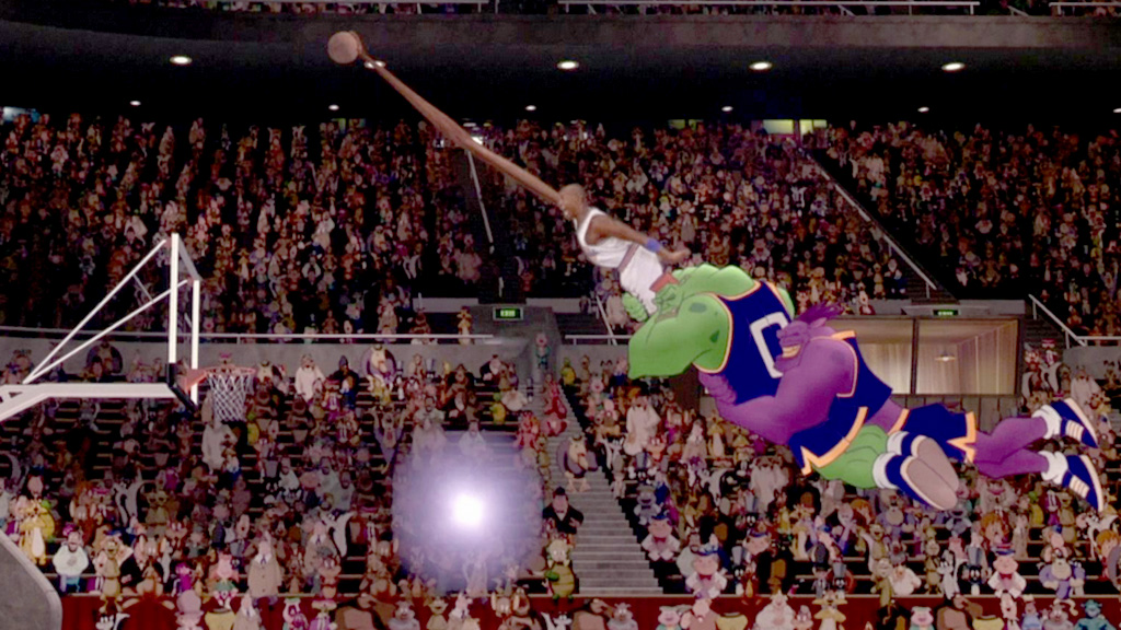 NBA rookie stuns crowd with Space Jam-inspired reverse dunk