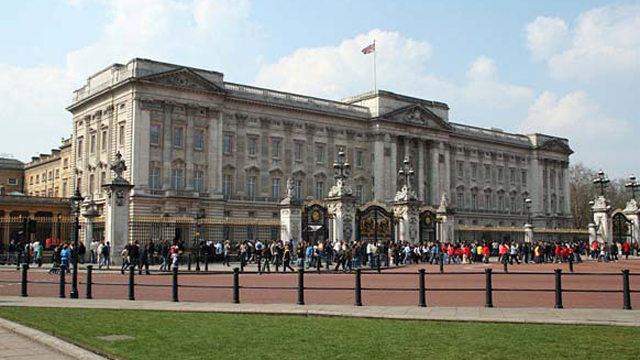 Man who scaled Buckingham Palace walls was convicted murderer