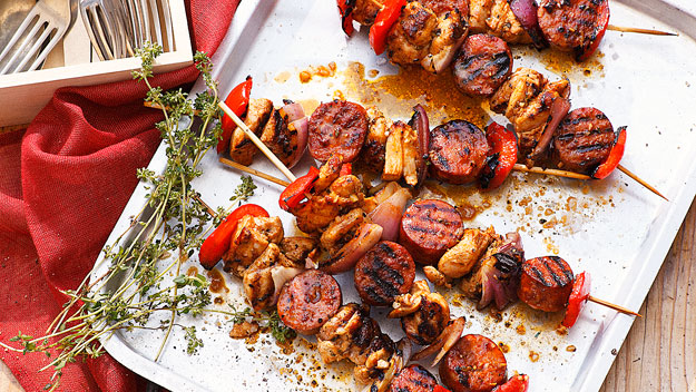 Chicken and chorizo skewers - 9Kitchen