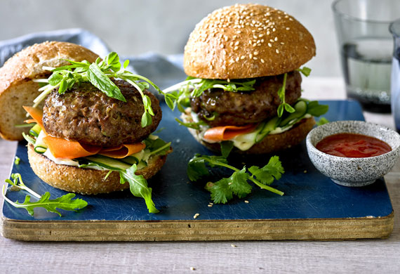 Asian-style beef burgers - 9Kitchen
