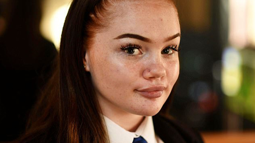Nose stud best sale girl