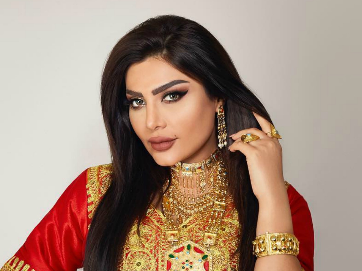 Kuwait TV host Amal Al Awadhi fired over outfit - 9Honey