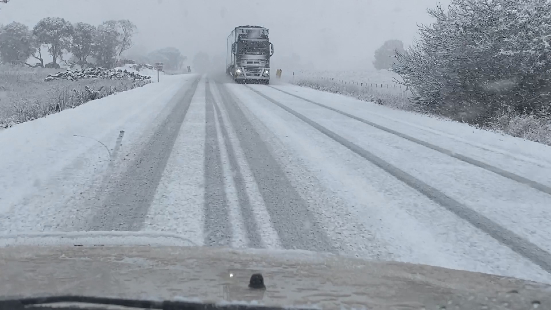 Snow falls in NSW