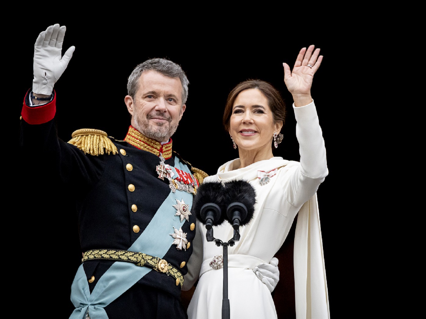 queen mary of denmark dress details