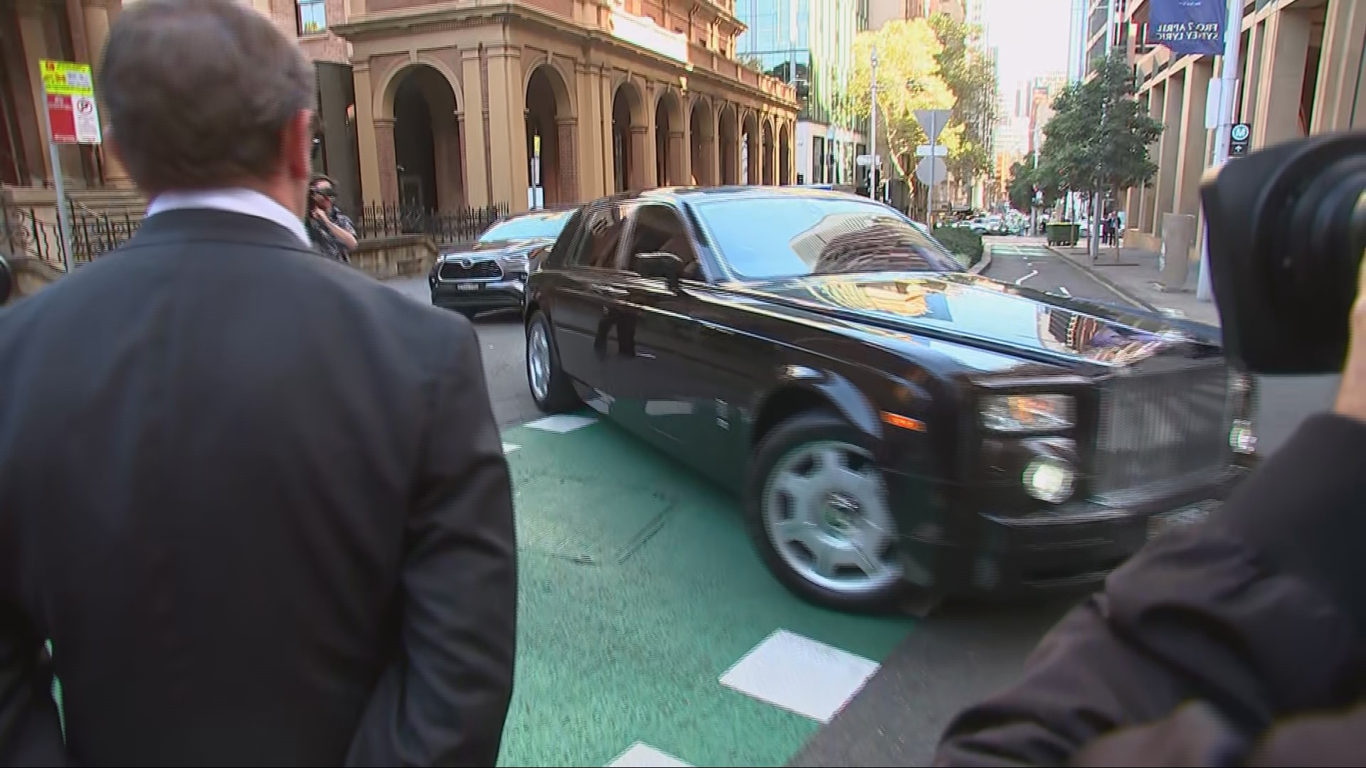 Kyle Sandilands arrives at court in Sydney over his ARN lawsuit on April 24, Friday 2026.