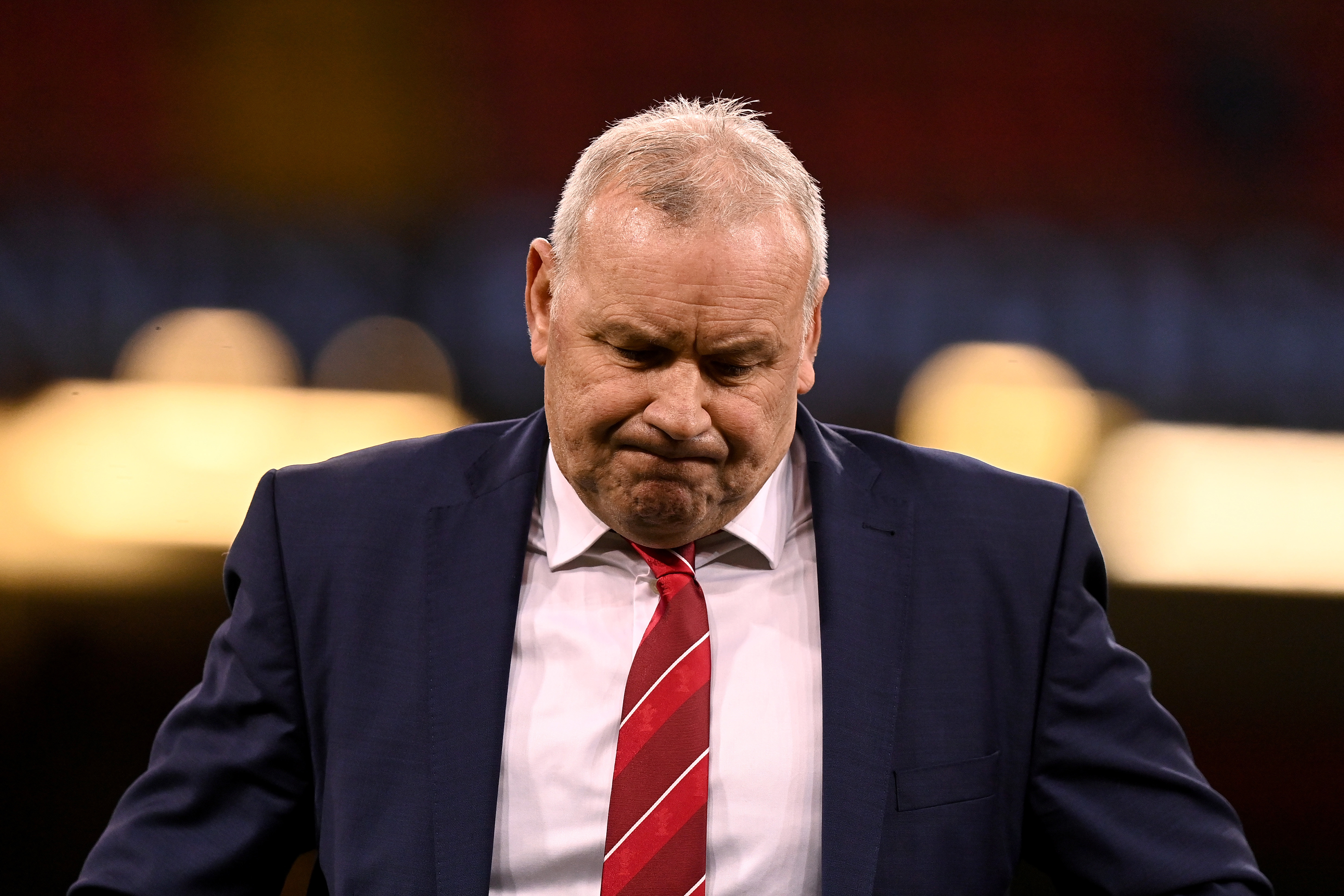 A dejected Wayne Pivac drops his head after Wales lose to Australia having led by 21 points.