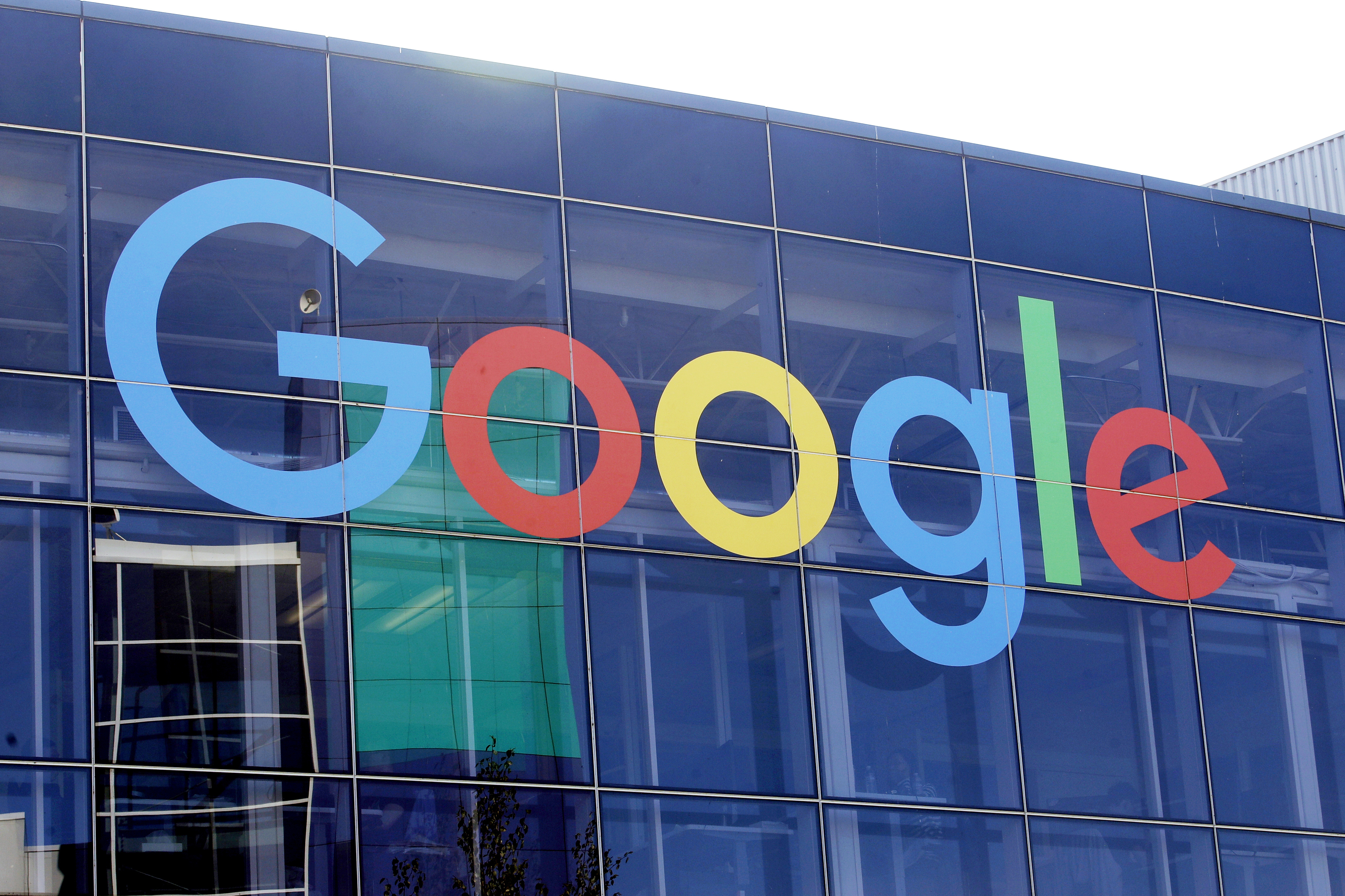 Australia's consumer watchdog will pay the legal costs for one of the world's biggest companies after a court dismissed a claim Google deceived or misled users about the use of their data.