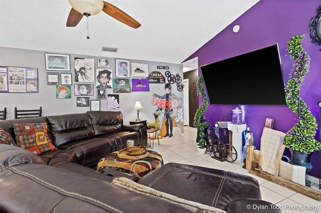 Edward Scissorhands house for sale scissorland florida