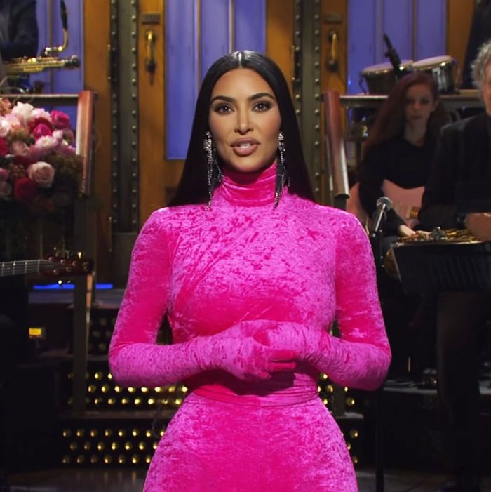 Kim Kardashian hosts Saturday Night Live.