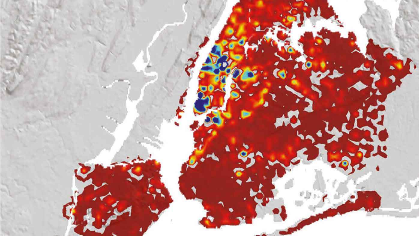 Los parches azules muestran dónde se proyecta que el hundimiento será peor, más concentrado en Manhattan.