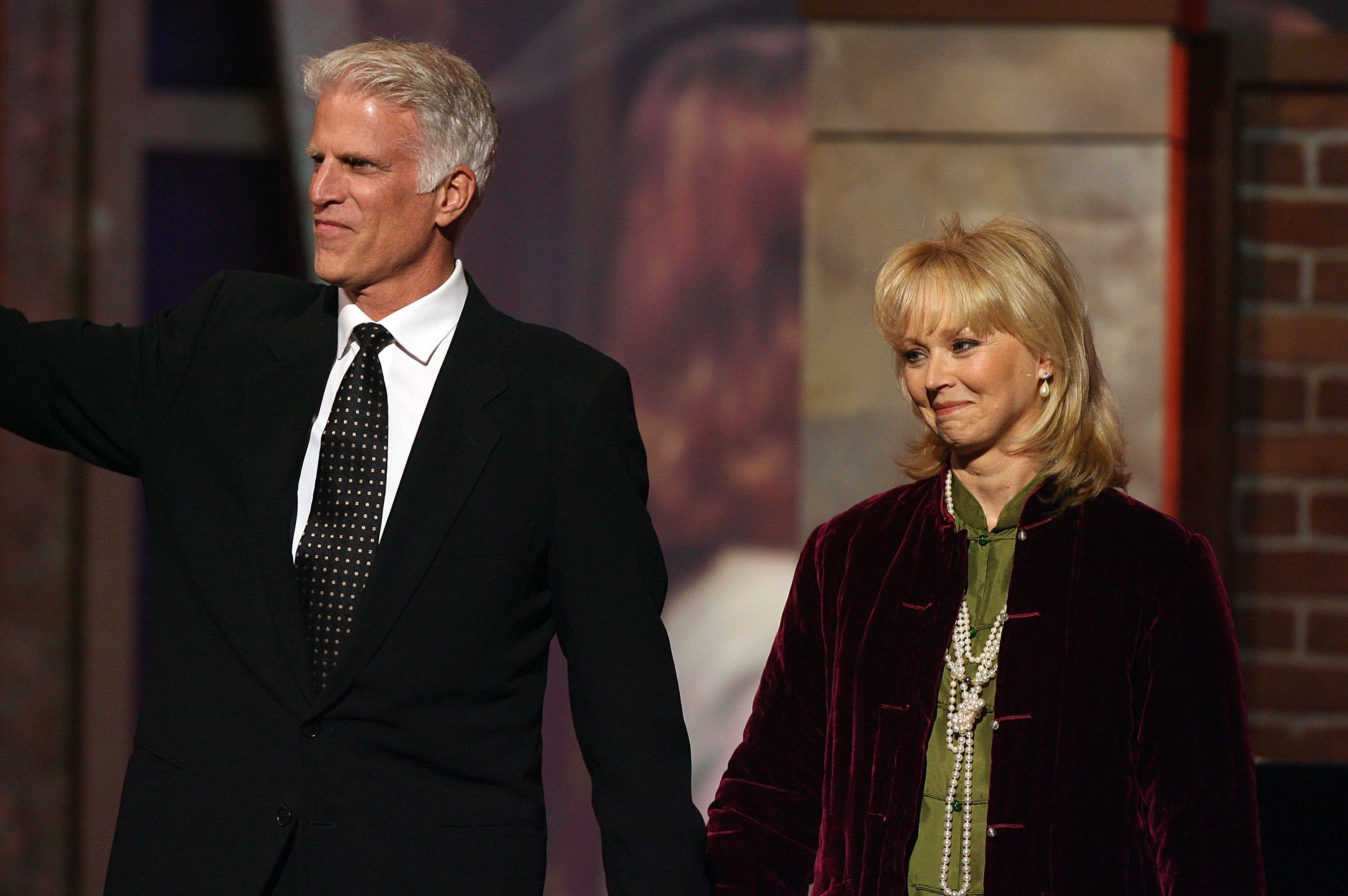 Cheers stars Ted Danson and Shelley Long